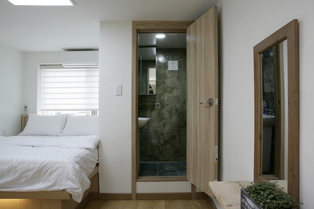 Woo Guest House Seoul Room photo
